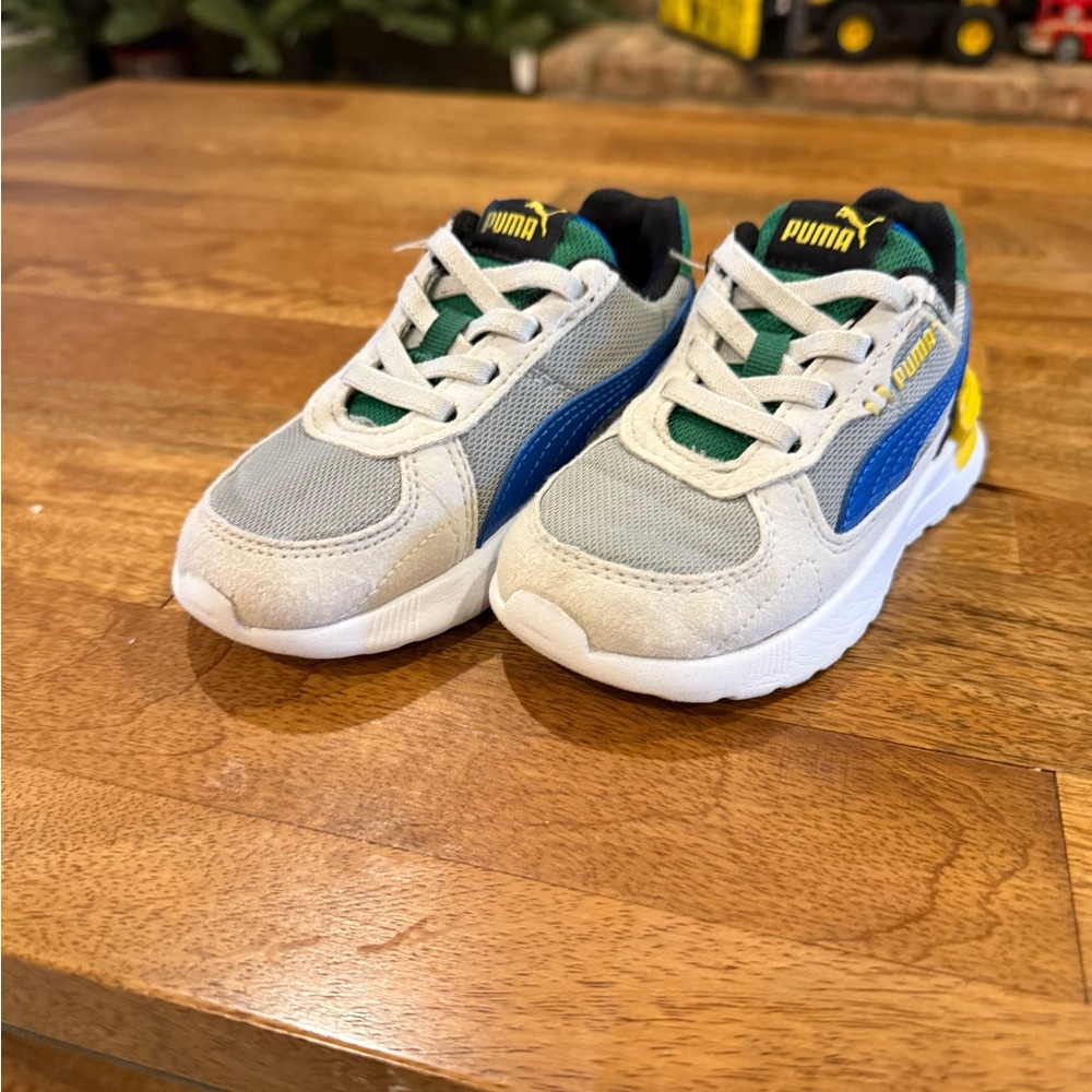 Puma Gray and Blue Sneakers with Sporty Design